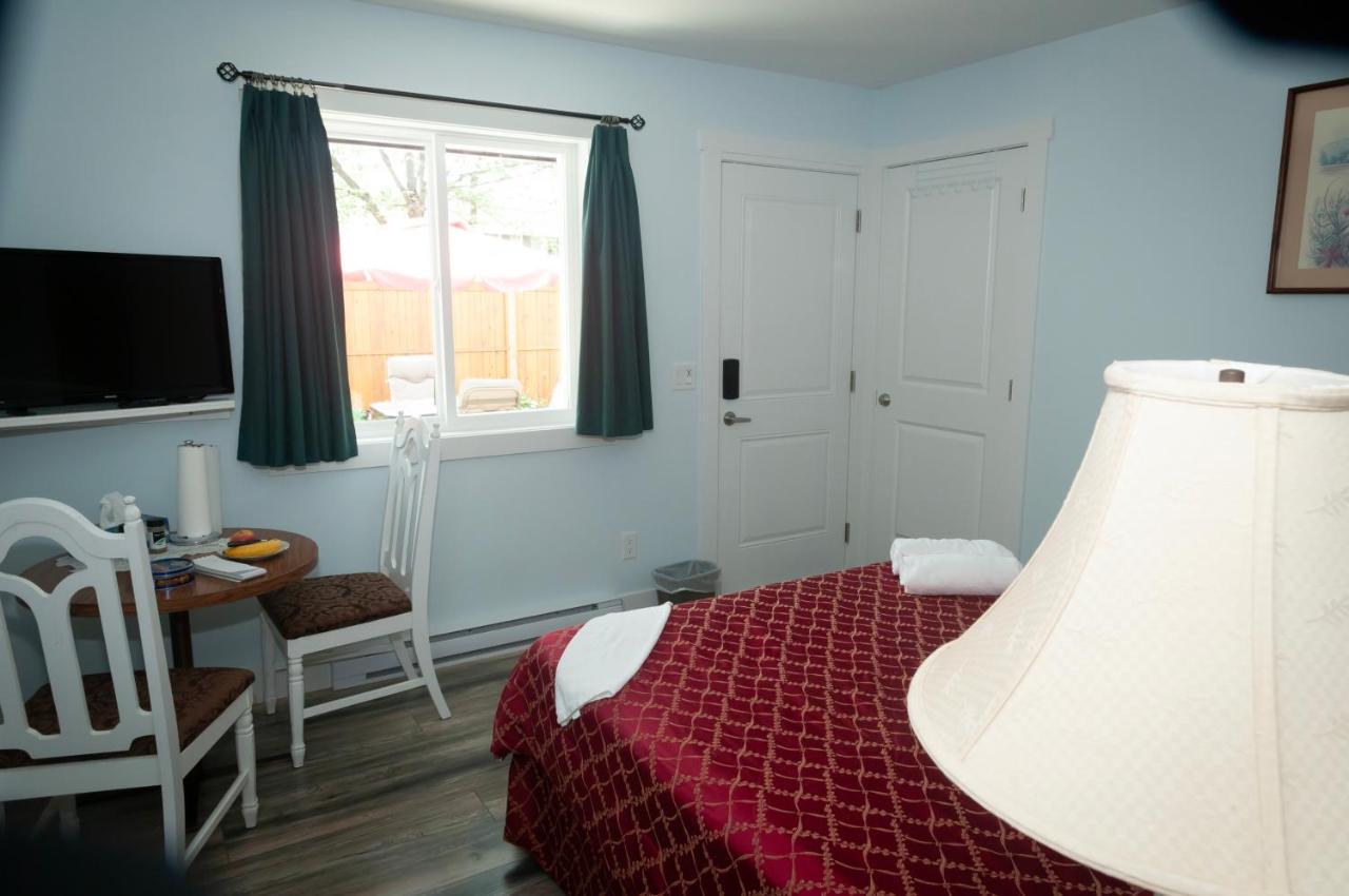 Guest Suite Private Retreat For 2 Guests With Ac - 4 Units Available Abbotsford Exterior photo