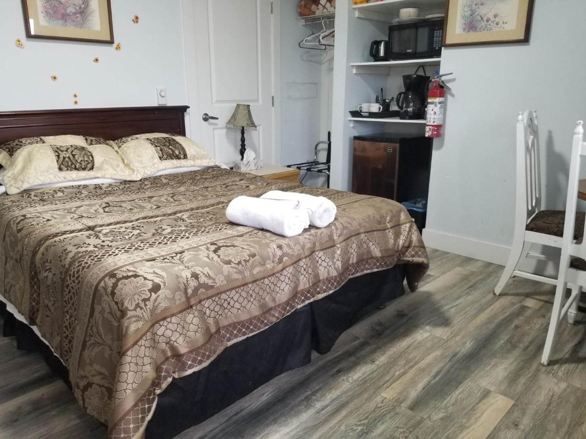 Guest Suite Private Retreat For 2 Guests With Ac - 4 Units Available Abbotsford Exterior photo