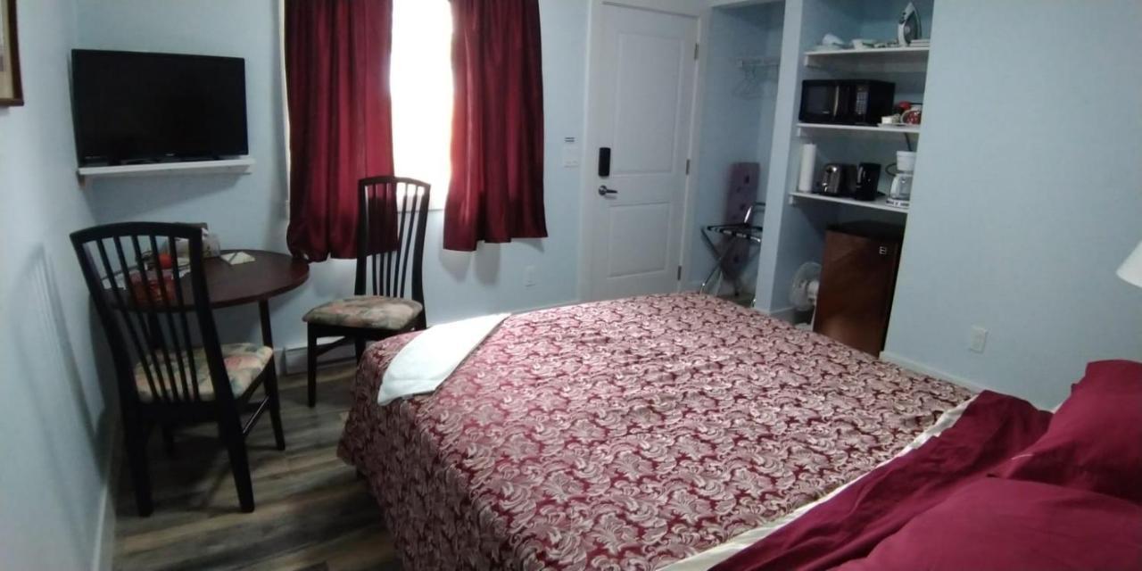 Guest Suite Private Retreat For 2 Guests With Ac - 4 Units Available Abbotsford Exterior photo
