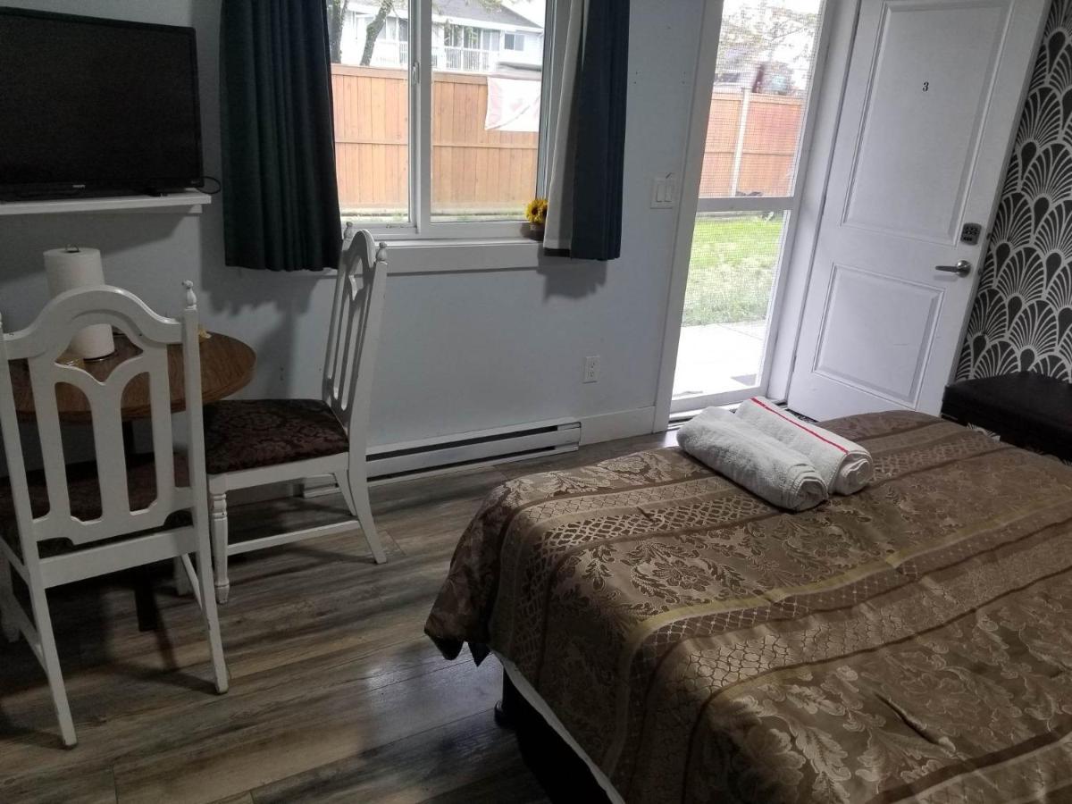 Guest Suite Private Retreat For 2 Guests With Ac - 4 Units Available Abbotsford Exterior photo